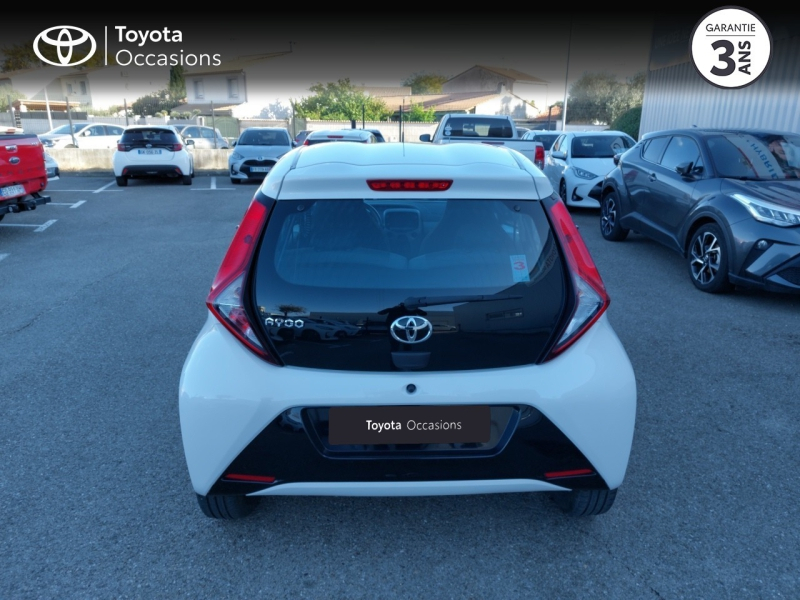 TOYOTA Aygo d’occasion à vendre à Nîmes chez Toyota Nîmes (Photo 4)