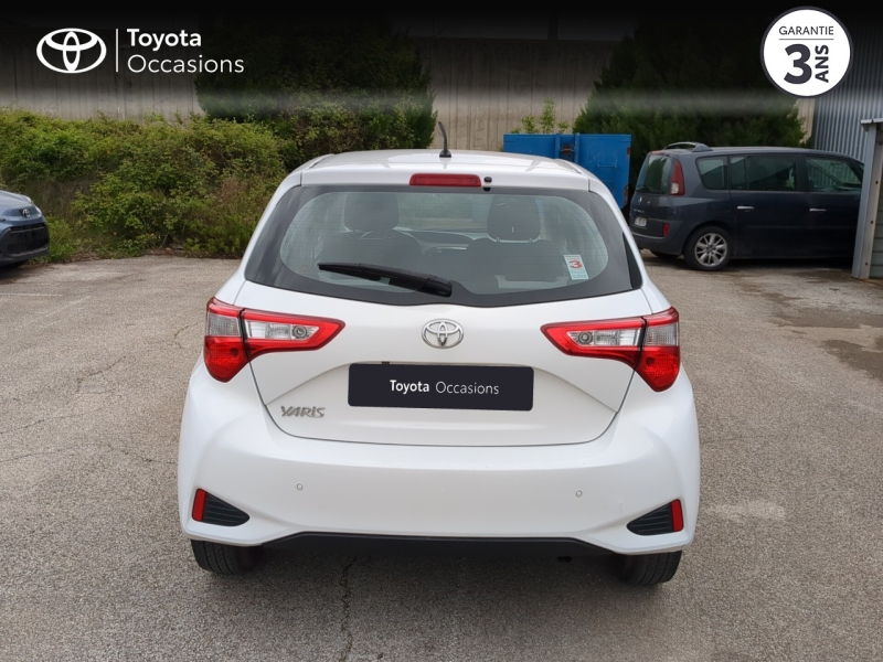 TOYOTA Yaris d’occasion à vendre à Nîmes chez Toyota Nîmes (Photo 4)