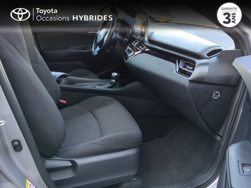 TOYOTA C-HR d’occasion à vendre à Nîmes chez Toyota Nîmes (Photo 6)