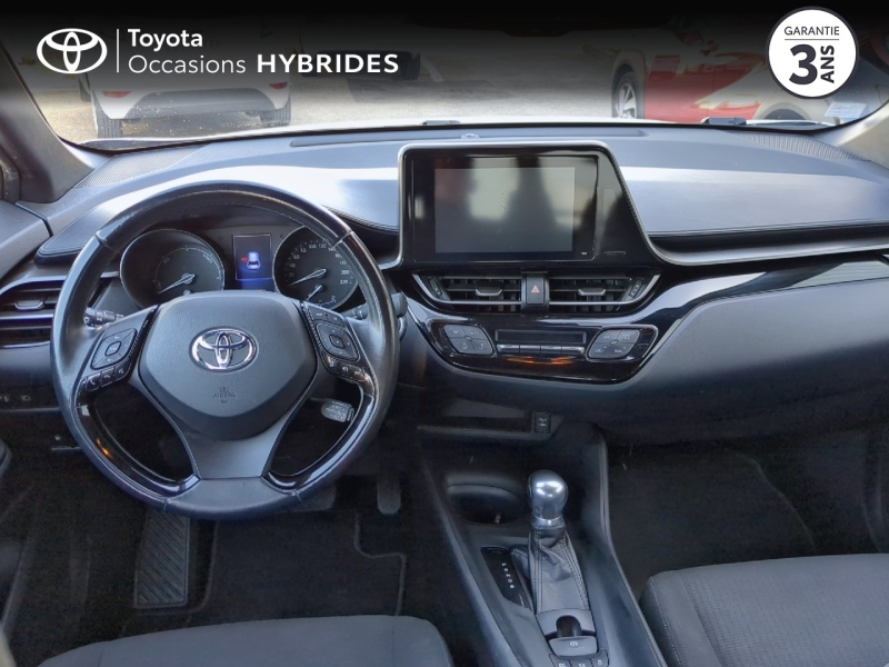 TOYOTA C-HR d’occasion à vendre à Nîmes chez Toyota Nîmes (Photo 8)