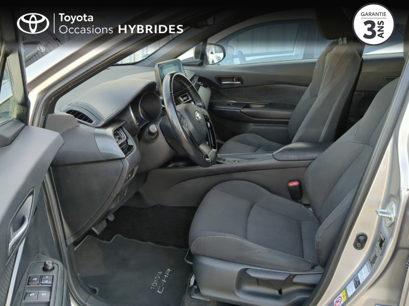 TOYOTA C-HR d’occasion à vendre à Nîmes chez Toyota Nîmes (Photo 11)