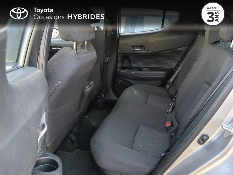 TOYOTA C-HR d’occasion à vendre à Nîmes chez Toyota Nîmes (Photo 12)