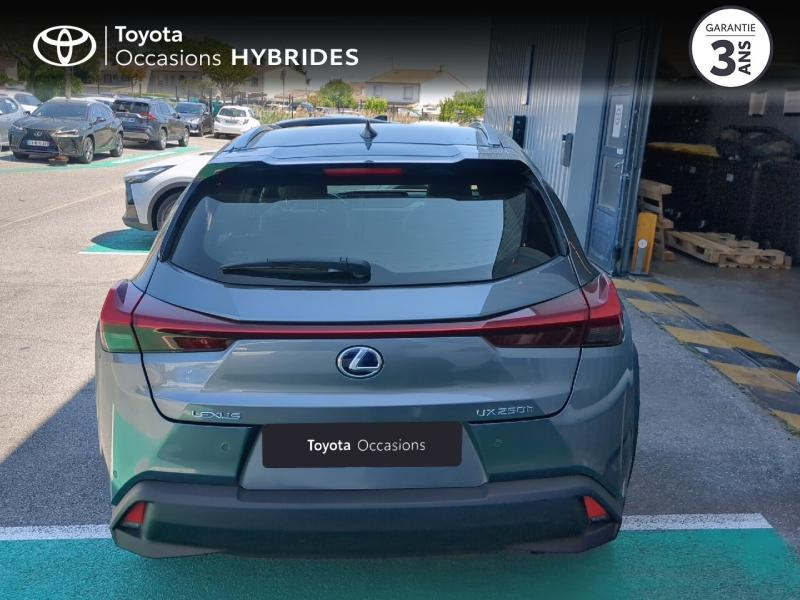 LEXUS UX d’occasion à vendre à NÎMES chez VEYRUNES (Photo 4)