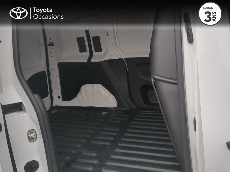 TOYOTA ProAce City VUL d’occasion à vendre à NÎMES chez VEYRUNES (Photo 7)