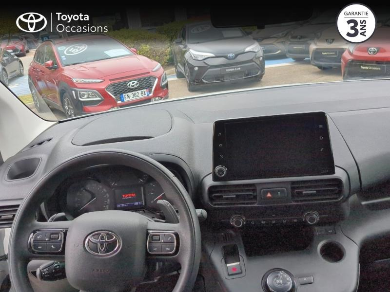 TOYOTA ProAce City VUL d’occasion à vendre à NÎMES chez VEYRUNES (Photo 8)
