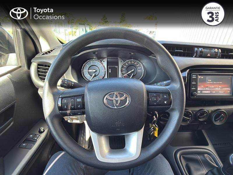 TOYOTA Hilux VUL d’occasion à vendre à NÎMES chez VEYRUNES (Photo 11)