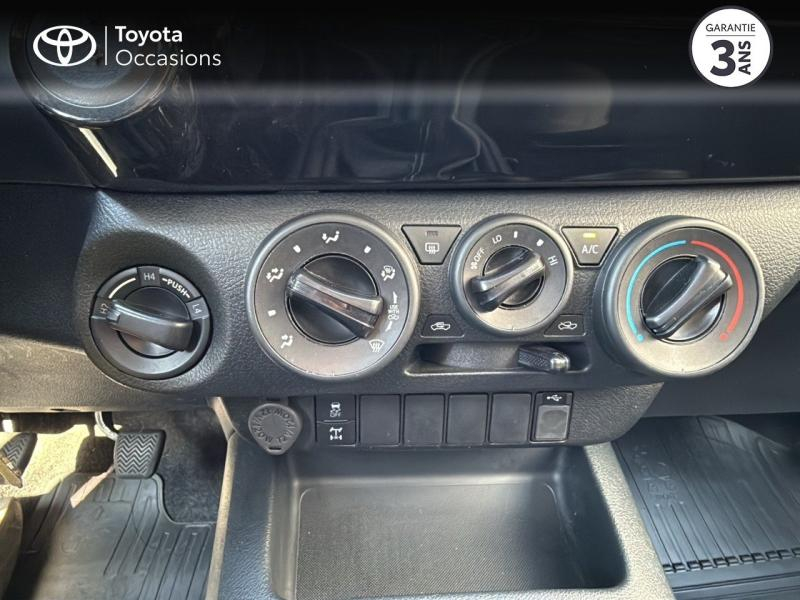 TOYOTA Hilux VUL d’occasion à vendre à NÎMES chez VEYRUNES (Photo 14)