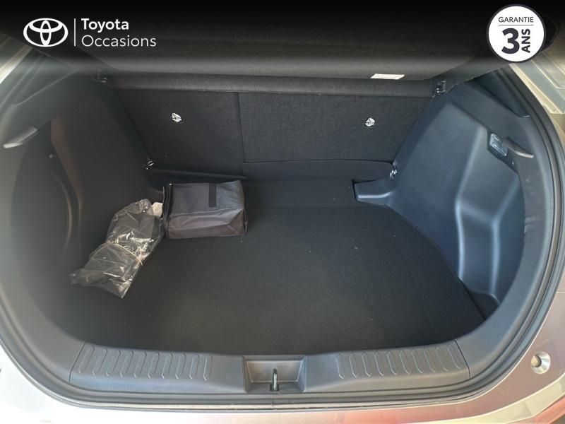 TOYOTA C-HR d’occasion à vendre à NÎMES chez VEYRUNES (Photo 10)