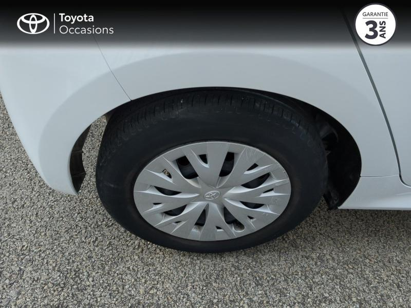 TOYOTA Yaris d’occasion à vendre à NÎMES chez VEYRUNES (Photo 16)