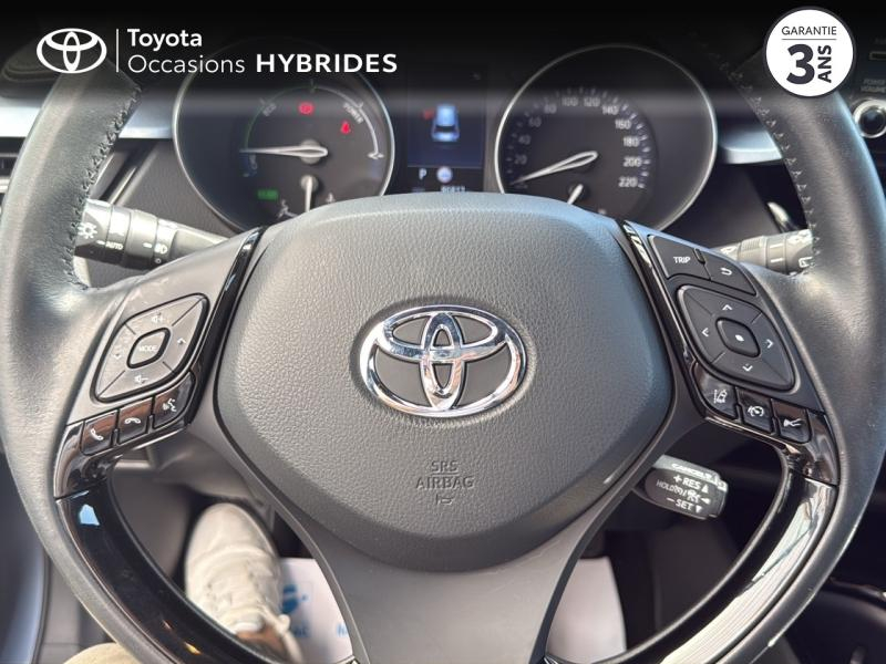 TOYOTA C-HR d’occasion à vendre à NÎMES chez VEYRUNES (Photo 13)