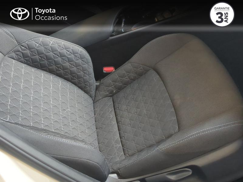 TOYOTA C-HR d’occasion à vendre à NÎMES chez VEYRUNES (Photo 6)