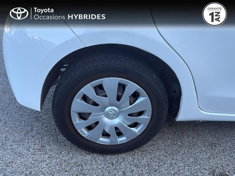 TOYOTA Yaris d’occasion à vendre à NÎMES chez VEYRUNES (Photo 16)