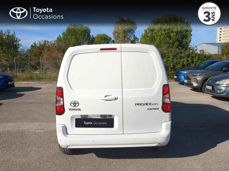 TOYOTA ProAce City VUL d’occasion à vendre à NÎMES chez VEYRUNES (Photo 4)