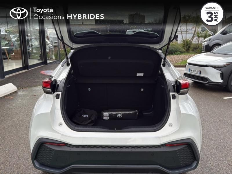 TOYOTA C-HR d’occasion à vendre à NÎMES chez VEYRUNES (Photo 10)