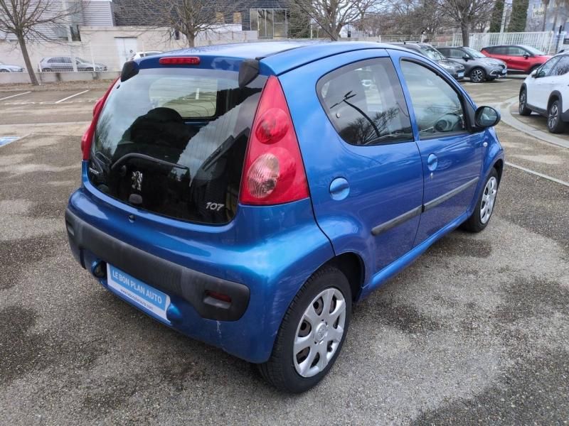 PEUGEOT 107 d’occasion à vendre à NÎMES chez VEYRUNES (Photo 4)