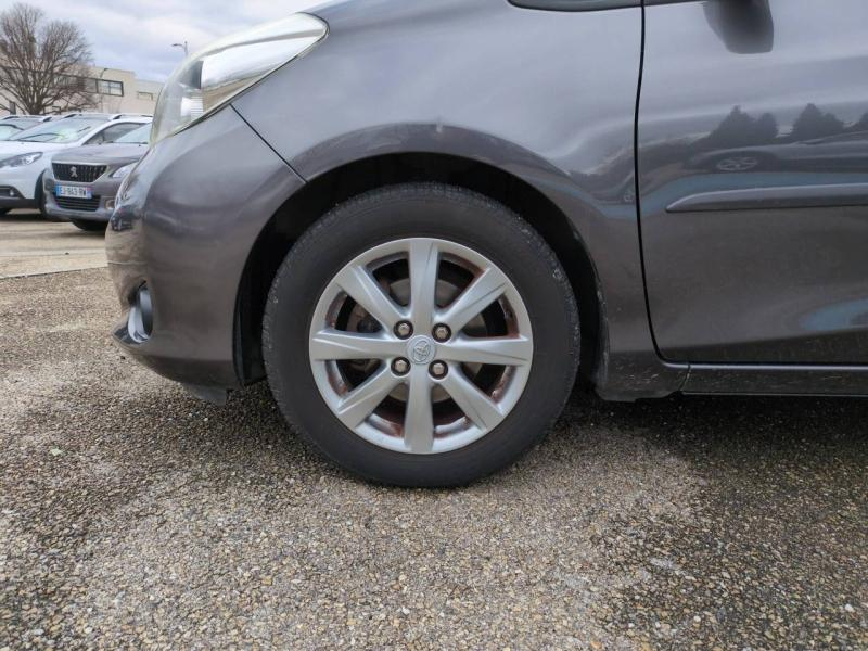 TOYOTA Yaris d’occasion à vendre à NÎMES chez VEYRUNES (Photo 9)