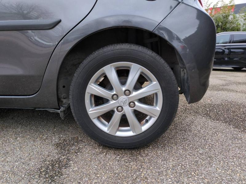 TOYOTA Yaris d’occasion à vendre à NÎMES chez VEYRUNES (Photo 11)