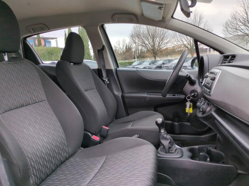 TOYOTA Yaris d’occasion à vendre à NÎMES chez VEYRUNES (Photo 14)