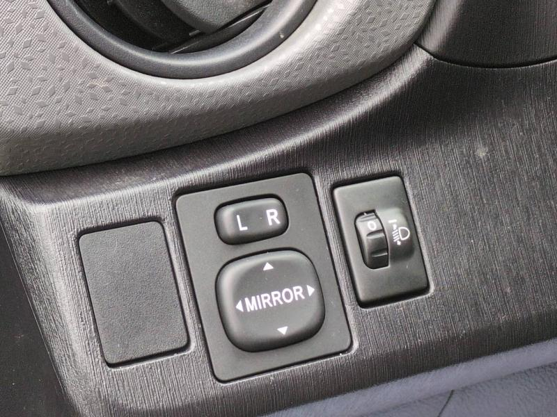 TOYOTA Yaris d’occasion à vendre à NÎMES chez VEYRUNES (Photo 19)