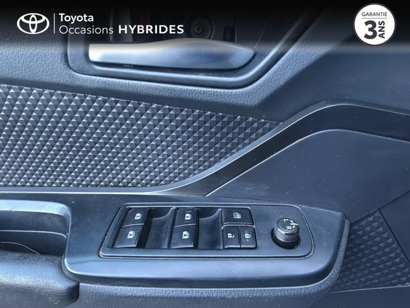 TOYOTA C-HR d’occasion à vendre à NÎMES chez VEYRUNES (Photo 19)