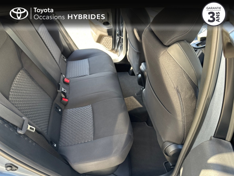 TOYOTA C-HR d’occasion à vendre à NÎMES chez VEYRUNES (Photo 7)